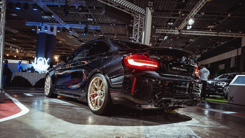 M2 Competition