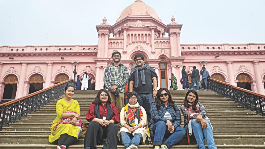 ahsan_manzil.jpg