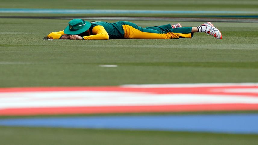 South Africa's Hashim Amla reacts