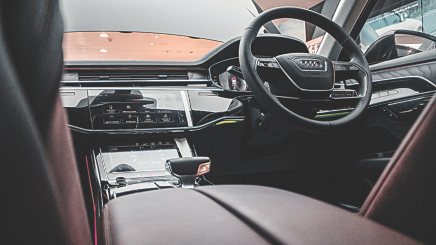 audi_a8l_2.jpg