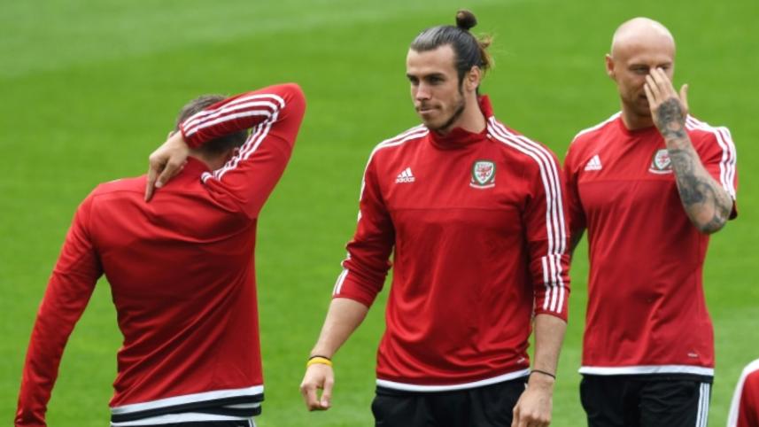 bale1.jpgns_.jpg