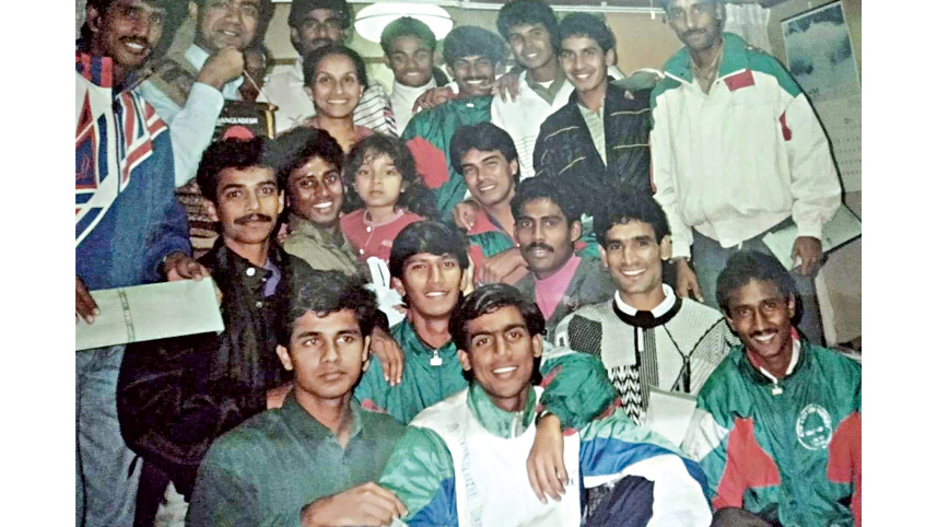 bd-hockey-team.jpg