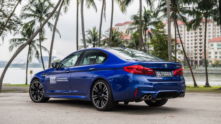 bmw2.jpg