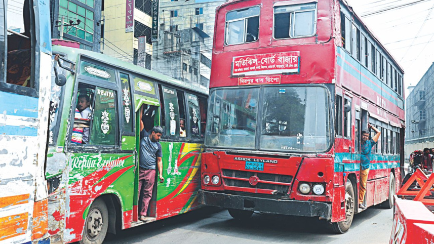 bus_compete_1.jpg