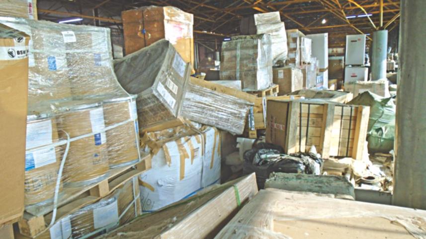 cargo village 2.jpg