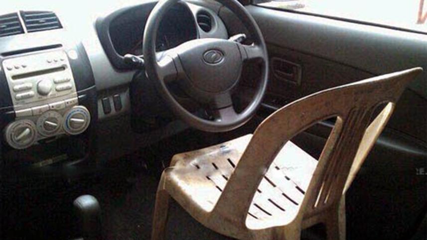 chair.jpg
