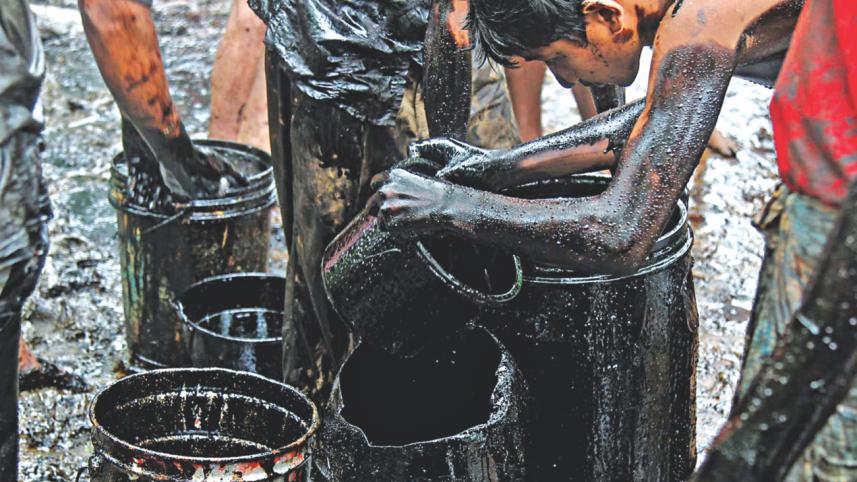 ctg oil spill 1.jpg