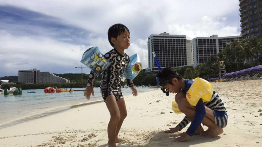 guam-1wb.jpg