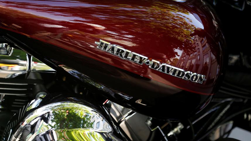 Harley-Davidson Inc (HOG.N),pay,a $12 million, civil fine,illegal,motorcycles,emit,pollution, the US Justice Department,increase,emissions,hydrocarbons,nitrogen oxides,EPA,US