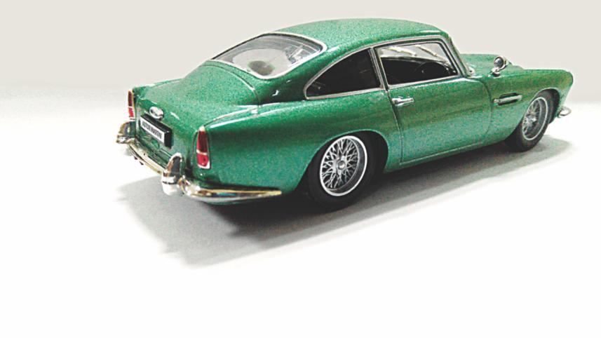 mARTIN DB4 2.jpg