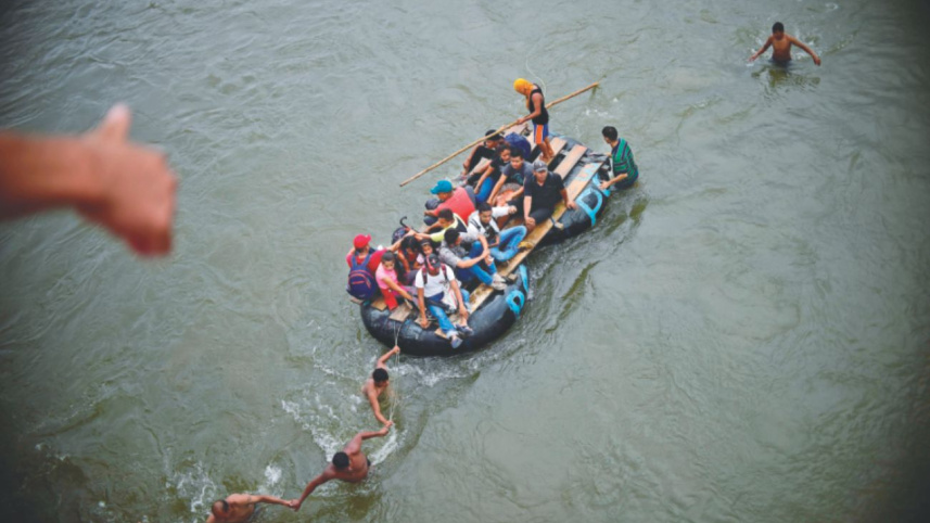 migrant_caravan1.jpg