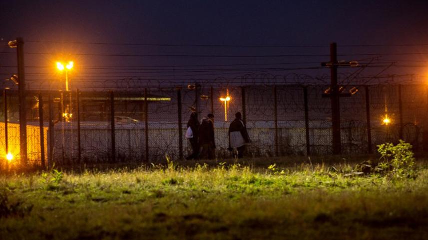 Migrants-2WB.jpg