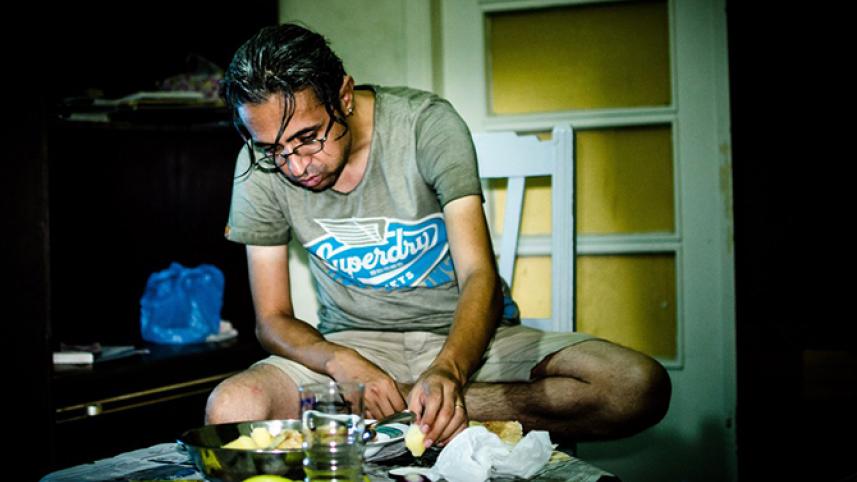 Mouhamad, a 40-year-old dentist and poet, lived in Aleppo, Syria. He witnessed a mortar attack that killed 27 persons in September 2012. UNHCR tells the story of the refugees escape to Greece