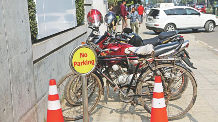 pavement_parking_8.jpg