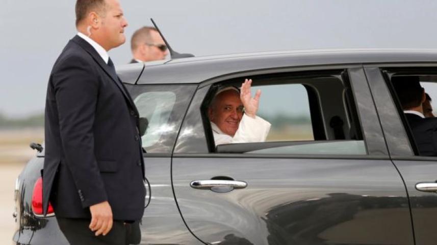Pope Francis-2.jpg