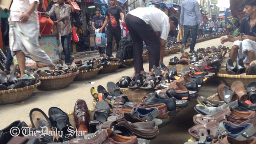 shoe-1wb.jpg