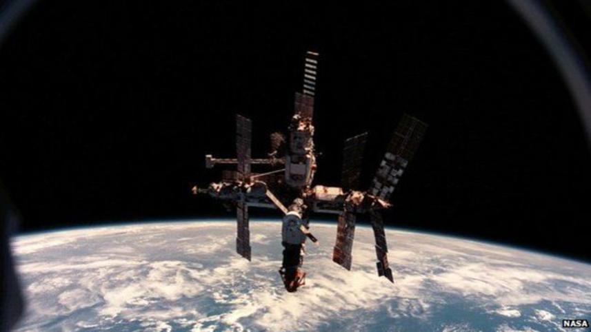 space trip4 NEW.jpg
