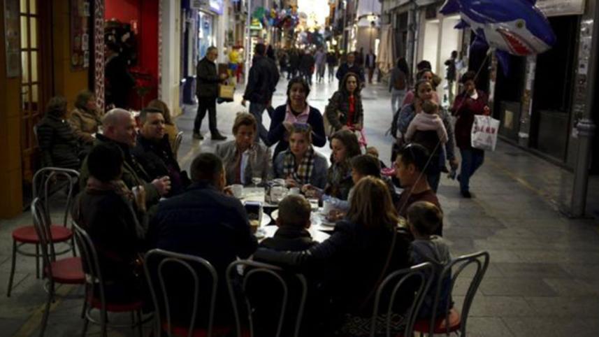 Spain-poll-2-web.jpg