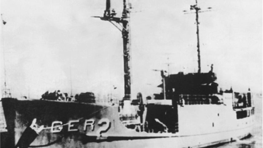 spy_ships.jpg