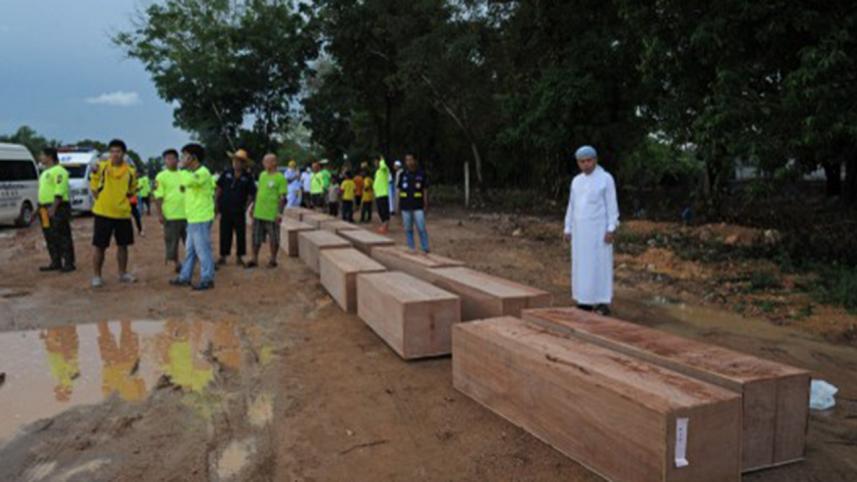 Thailand-mass-grave--2WB.jpg
