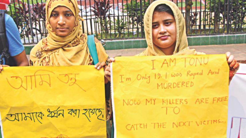 tonu protest 2.jpg