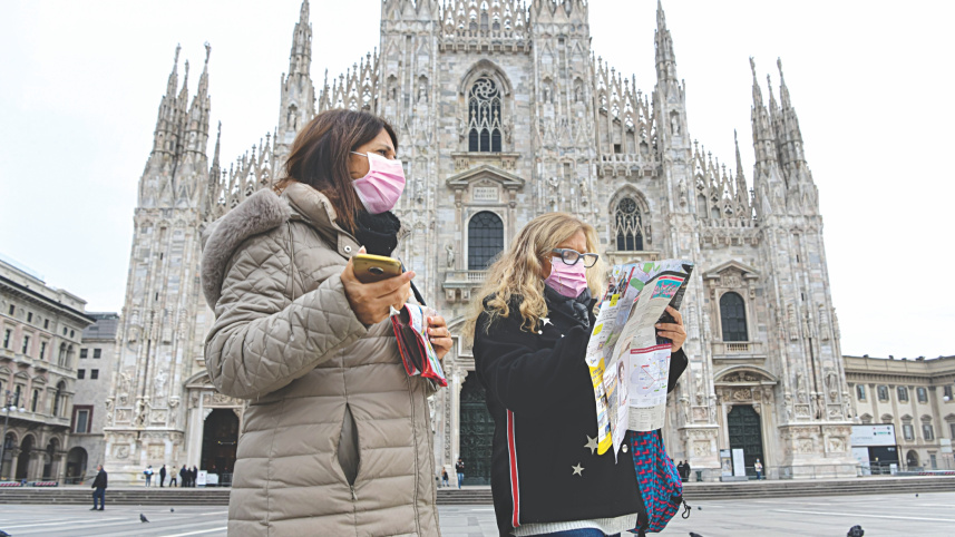 two_tourists.jpg