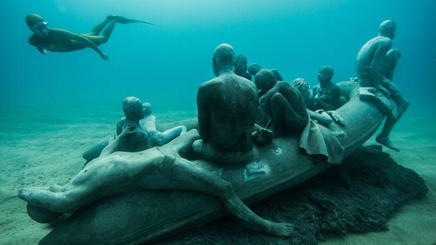 underwater-4.jpg
