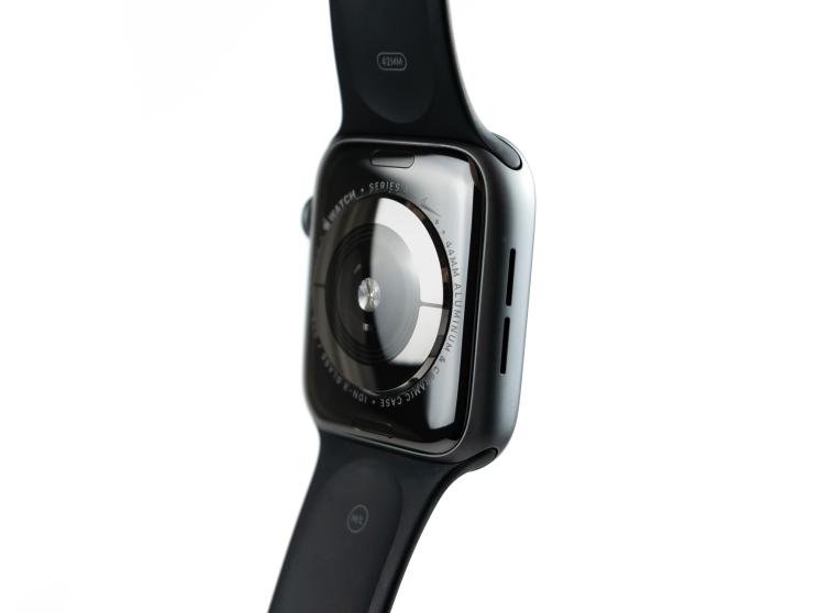 Tech meets trends: A fashionista's guide to wearable tech
