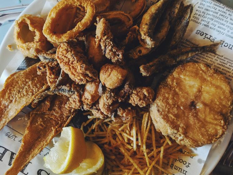 Say no to French Fries? Which foods to eat and to avoid this summer   antonio-mendes-i5hzqrnbbr0-unsplash