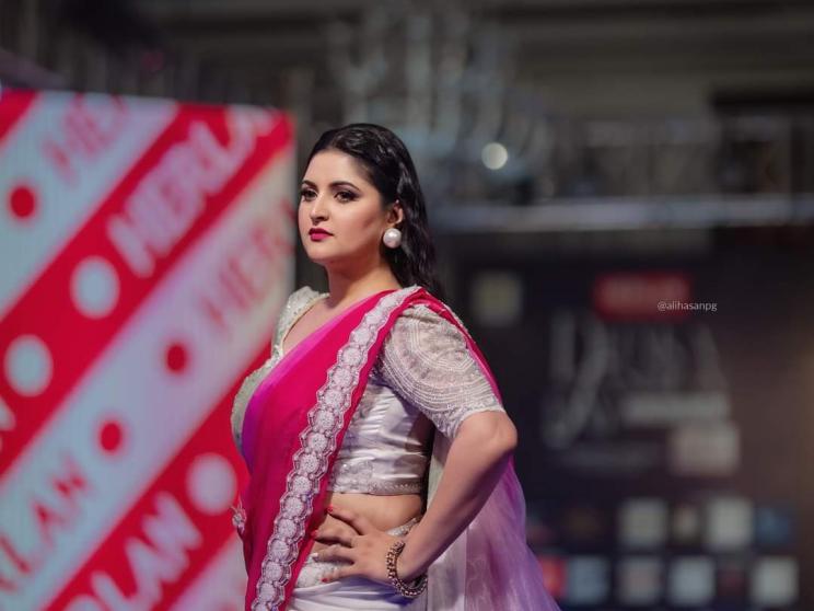 Shakib Khan walks the ramp with Dhallywood divas 