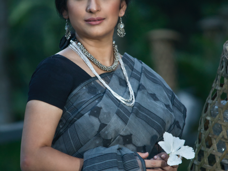 Bangladeshi celebs living abroad: Where are they now?