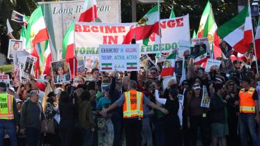 AFP__20260112__92D2774__v1__MidRes__UsIranJusticeRightsProtest.jpg