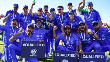 Cricket-Italia-Celebrate.jpg.jpg