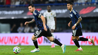 2026-03-28T012033Z_1609797640_UP1EM3S03Q7G2_RTRMADP_3_SOCCER-FRIENDLY-ARG-MAU.JPG