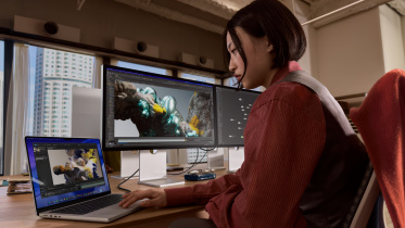Apple-Studio-Display-XDR-lifestyle-260303.jpg