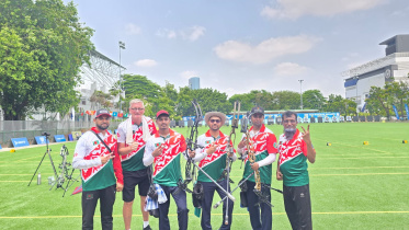 Photo_Compound Men Team and Coaches.jpeg