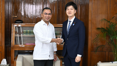 PM meets Japan minister.jpg