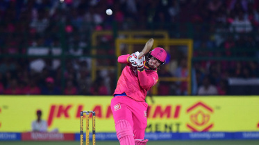 2026-05-09T161657Z_815472598_UP1EM591988GR_RTRMADP_3_CRICKET-IPL-RR-GT.JPG