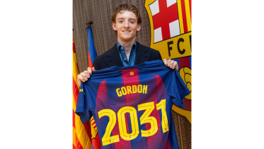 Anthony Gordon joins Barca.jpg