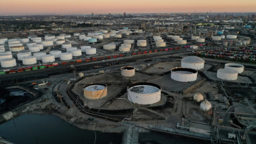 Global Oil price reuters.jpg