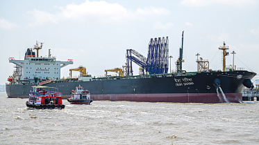 Indian-flagged-tanker.jpg