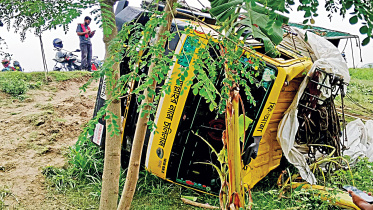 Tangail_accident1.jpg