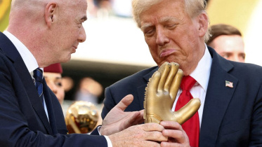 Trump Infantino.jpg