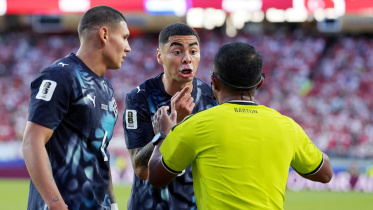 2026-06-20T042030Z_2118377566_UP1EM6K099ES9_RTRMADP_3_SOCCER-WORLDCUP-TUR-PRY.JPG