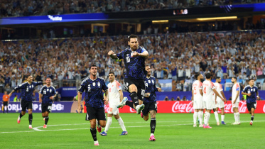 2026-06-28T035218Z_1998714012_UP1EM6S0AFYMD_RTRMADP_3_SOCCER-WORLDCUP-JOR-ARG.JPG