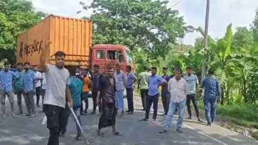 Videos circulating on social media showed protesters chanting slogans in support of Aslam Chowdhury and demanding that the court's ruling be revoked. Photo: Screengrab