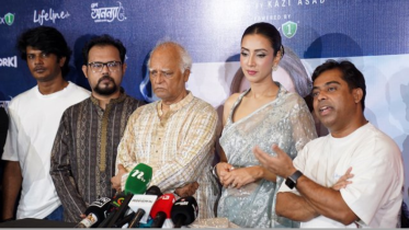 Mim gets emotional at ‘Lifeline’ special screening