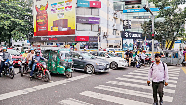 discipline-on-Dhaka-roads.jpg