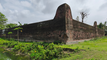 The facility was built to play an important role in maintaining law and order, securely house accused people from the border areas and reduce pressure on Jamalpur District Jail. Photo: Star