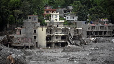 NEPALBuildings damaged.JPG